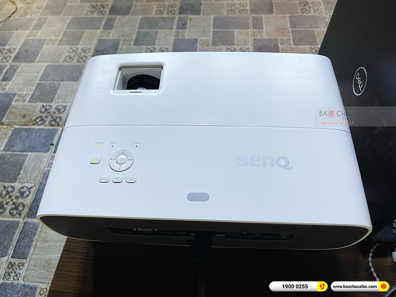 Lắp đặt hệ thống trình chiếu chất lượng cho nhà hàng anh Tuấn tại Bắc Ninh (BenQ W2700, Màn 133 inch) 