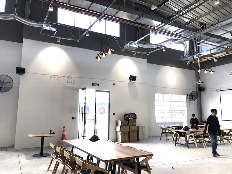 dàn âm thanh cho quán cafe Trần Q ở Nhơn Trạch h7