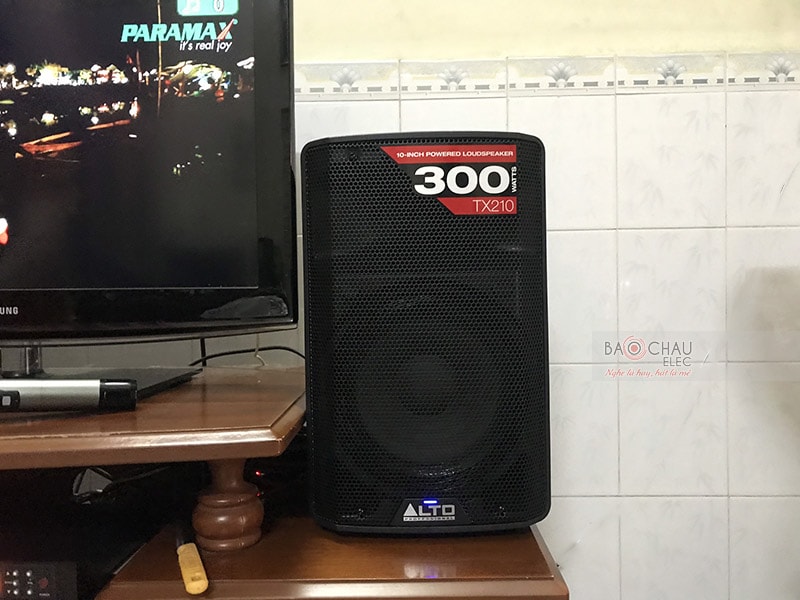 Dàn karaoke gia đình anh Dân ở Tân Phong h2