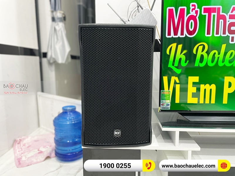 Dàn karaoke gia đình anh Phúc