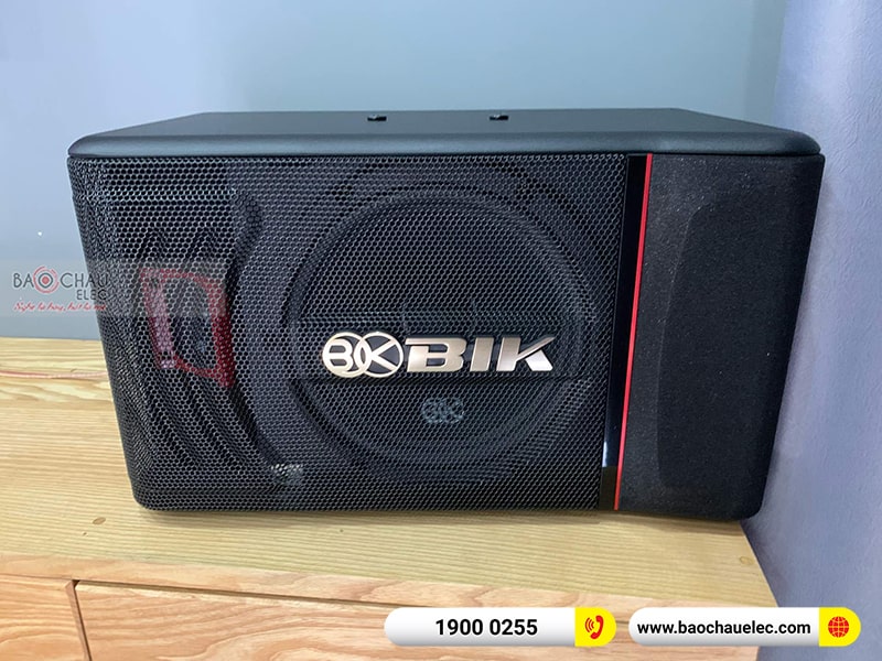 Dàn karaoke gia đình anh Phương