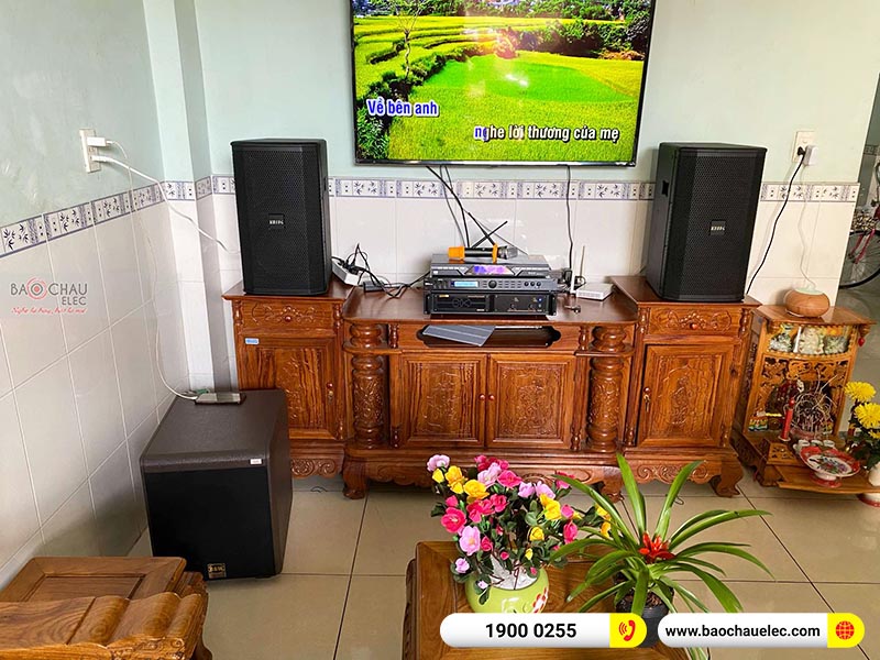 Dàn karaoke gia đình anh Sính