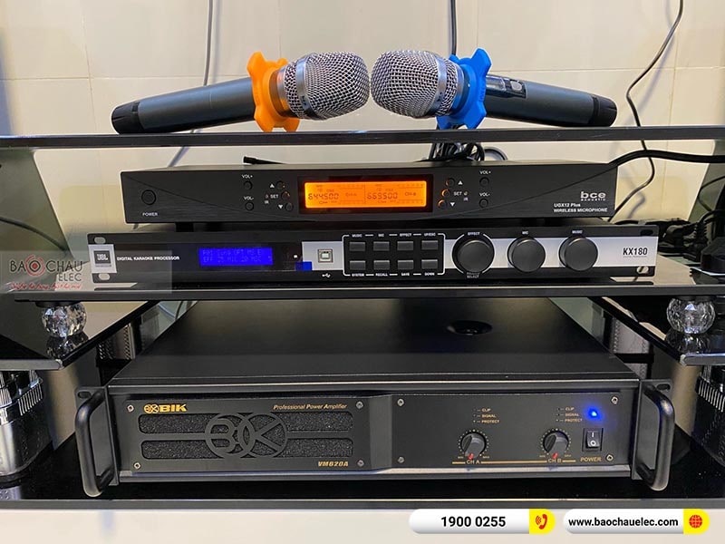 Dàn karaoke gia đình anh Sỹ 
