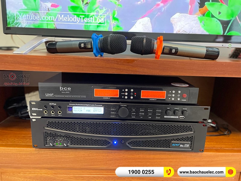 Dàn karaoke gia đình anh Thành