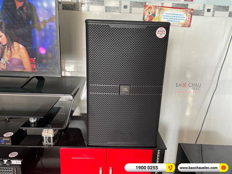 D&agrave;n karaoke gia đ&igrave;nh anh T&ugrave;ng 