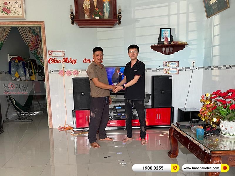 D&agrave;n karaoke gia đ&igrave;nh anh T&ugrave;ng 