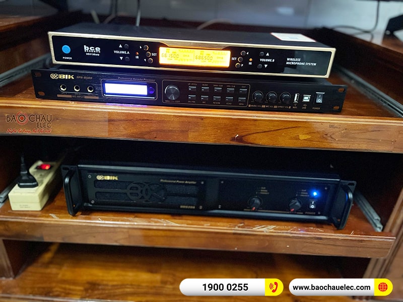 Dàn karaoke gia đình anh Ước