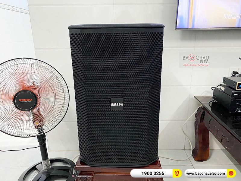 Dàn karaoke gia đình chị Ly