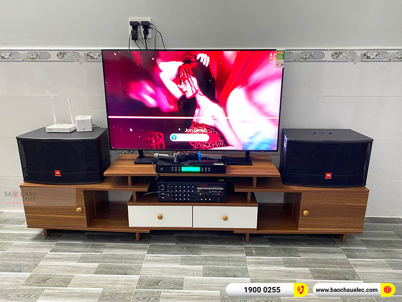 D&agrave;n karaoke gia đ&igrave;nh chị Nh&agrave;n