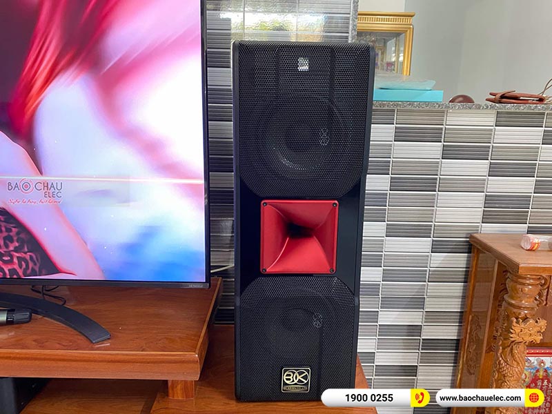 Dàn karaoke gia đình chị Tính