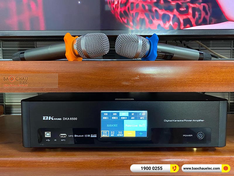 Dàn karaoke gia đình chị Tính