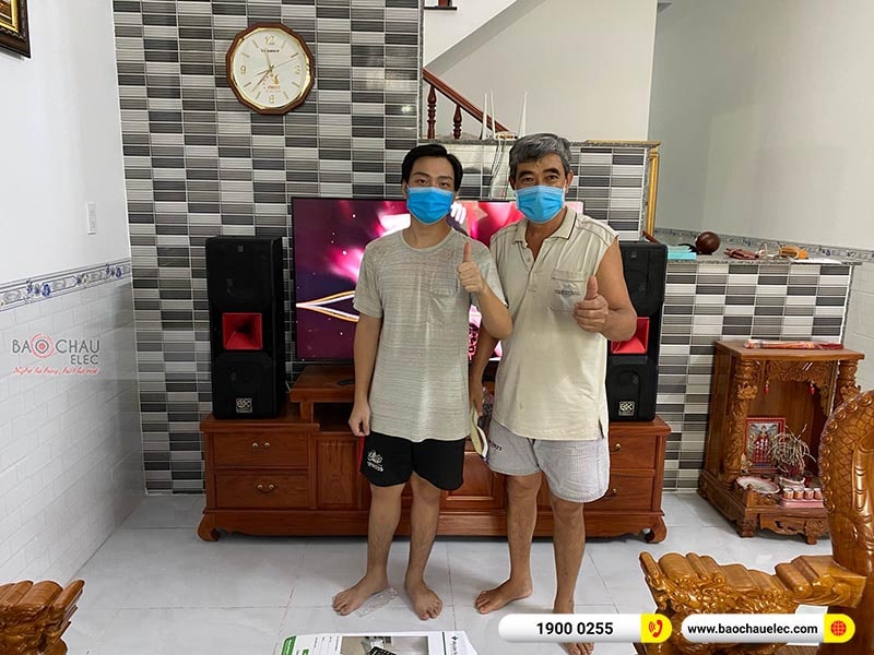 Dàn karaoke gia đình chị Tính