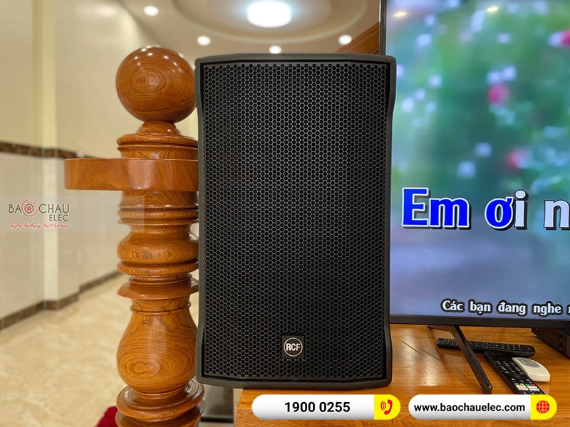 Dàn karaoke gia đình chị Vân