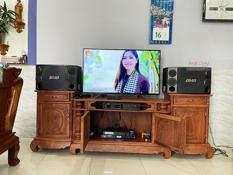 Dàn karaoke gia đình anh Hải h5