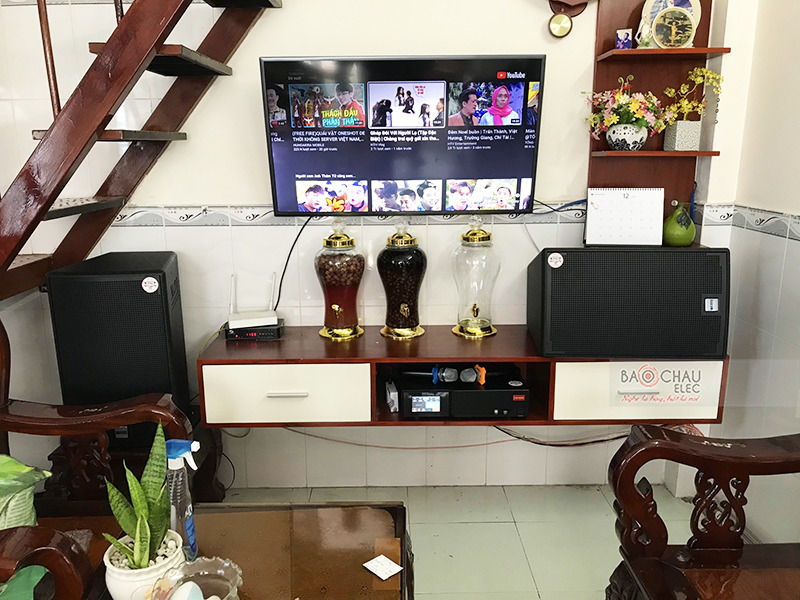 Dàn karaoke gia đình anh Thanh h3