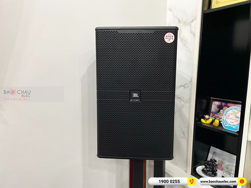 D&agrave;n karaoke gia đ&igrave;nh anh Trung