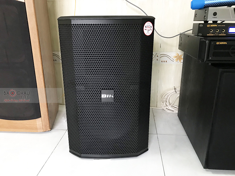 Dàn karaoke gia đình anh Trung h2