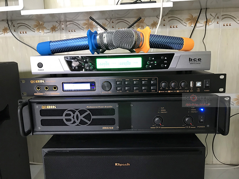 Dàn karaoke gia đình anh Trung h3