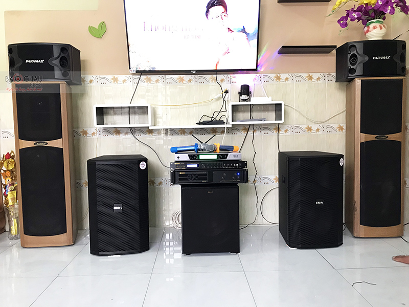 Dàn karaoke gia đình anh Trung h5