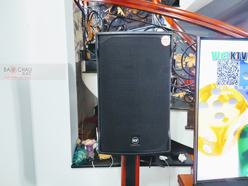 Dàn karaoke gia đình chị Trang h1