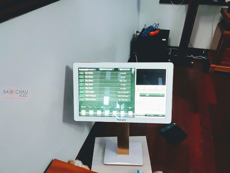 Dàn karaoke gia đình chị Trang h6