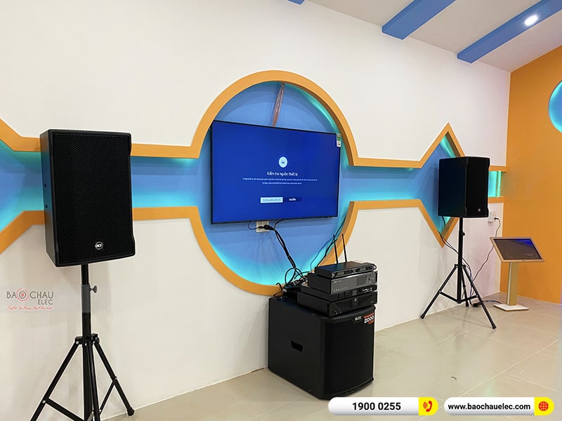 Dàn karaoke gia đình chị Trinh