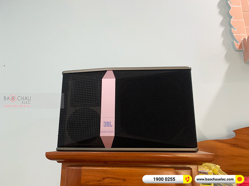 Lắp đặt dàn karaoke gia đình anh Quyền