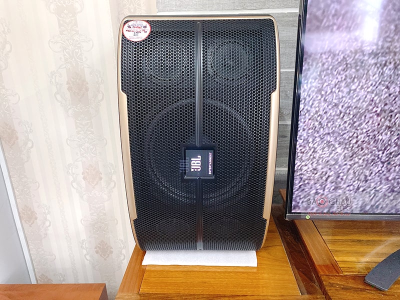 Dàn karaoke gia đình anh Hòa ở Tân Uyên, Bình Dương h1