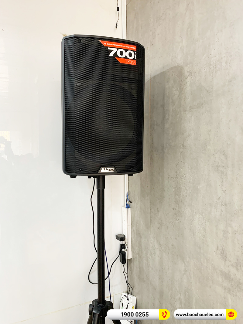 Lắp đặt dàn âm thanh cho phòng học nhạc tại Bình Dương (Alto TX315, Behringer XR12, BCE VIP6000) 