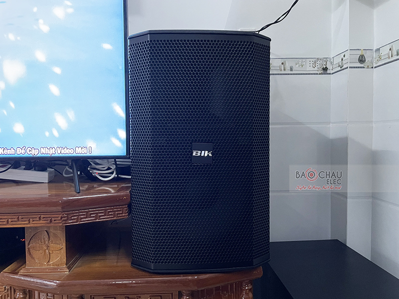 Dàn karaoke gia đình anh Ninh h2