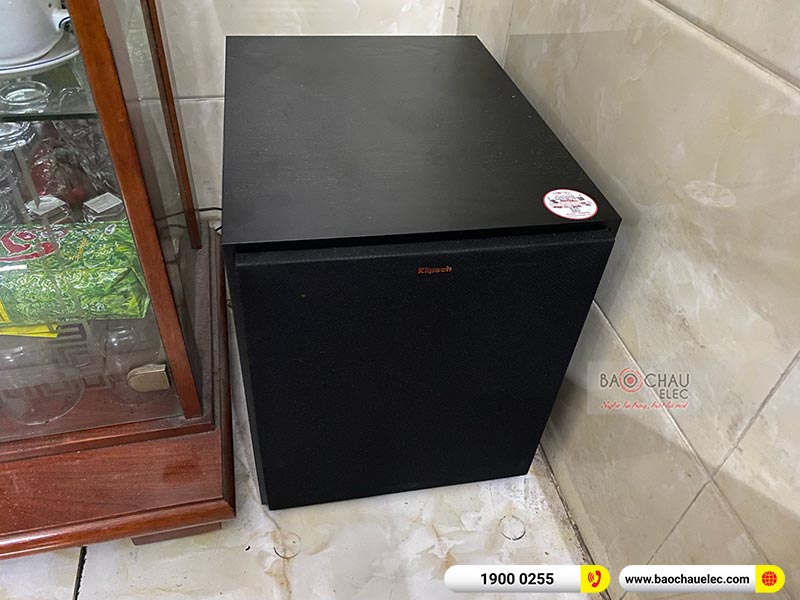 Dàn karaoke gia đình anh Hưng