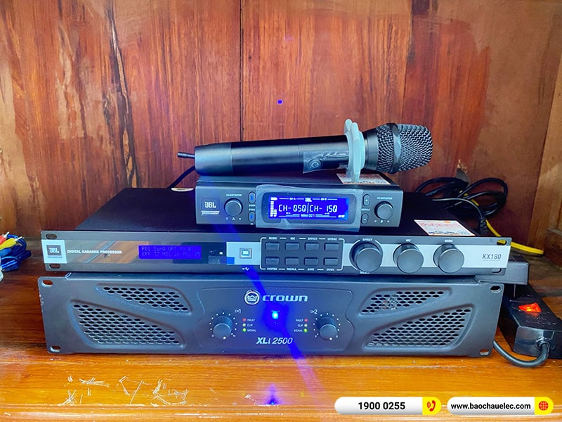Lắp đặt dàn karaoke trị giá gần 100 triệu cho chị Giàu tại Bình Dương (RCF CMAX 4112, Crown Xli2500, KX180A, Pasion 12SP, JBL VM300) 
