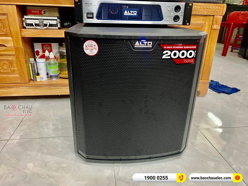 Dàn karaoke gia đình chú Năm 