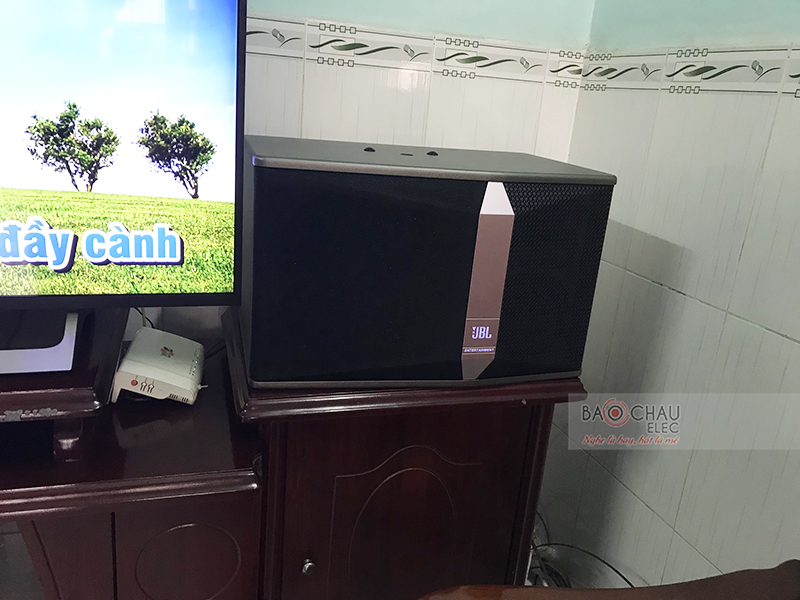 Dàn karaoke gia đình anh Hậu h2