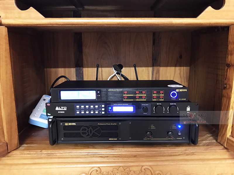 Dàn karaoke gia đình anh Hiệp h3