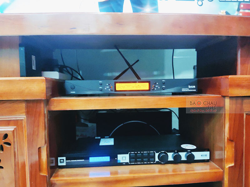 Dàn karaoke gia đình anh Hùng h2