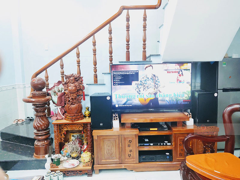 dàn karaoke gia đình anh Hùng tại Bình Dương