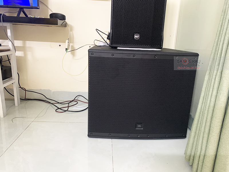 Dàn karaoke gia đình anh Lý h4