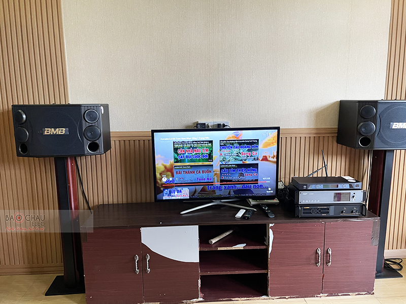 D&agrave;n karaoke gia đ&igrave;nh anh T&acirc;n h4
