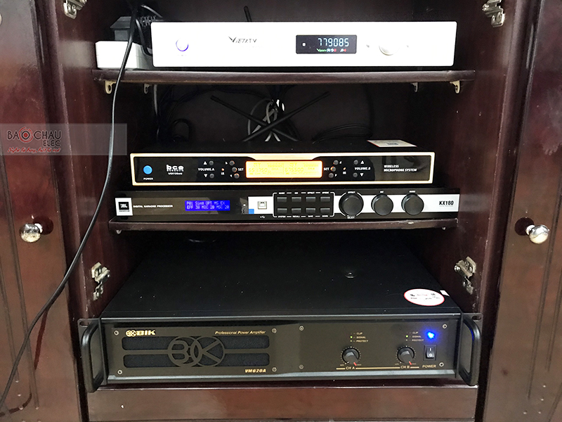 Dàn karaoke gia đình anh Triều h3