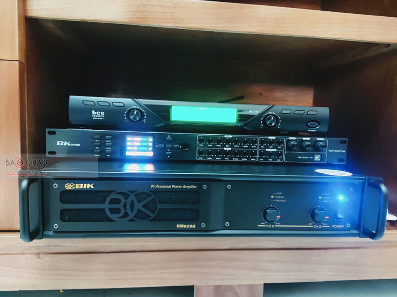 Dàn karaoke gia đình anh Trường h3