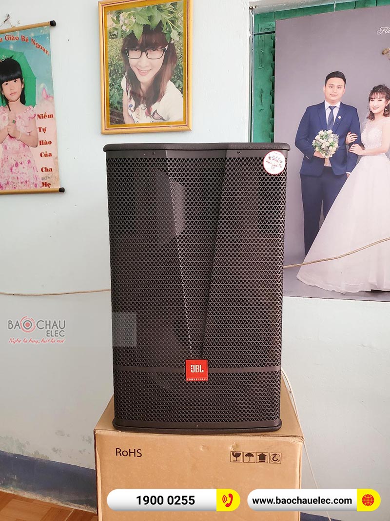 Dàn karaoke gia đình anh Hai