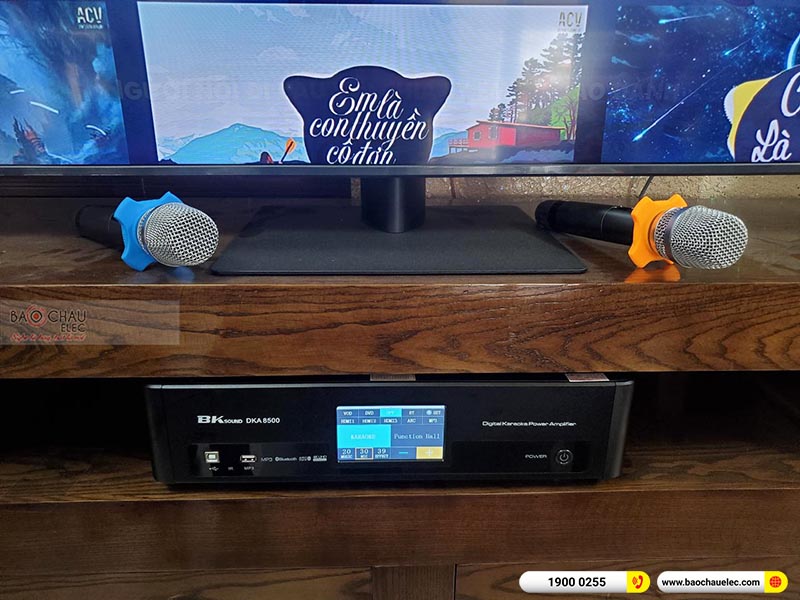 Dàn karaoke gia đình anh Khiêm