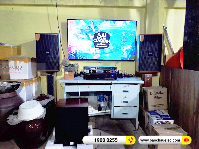 Dàn karaoke gia đình anh Tiến