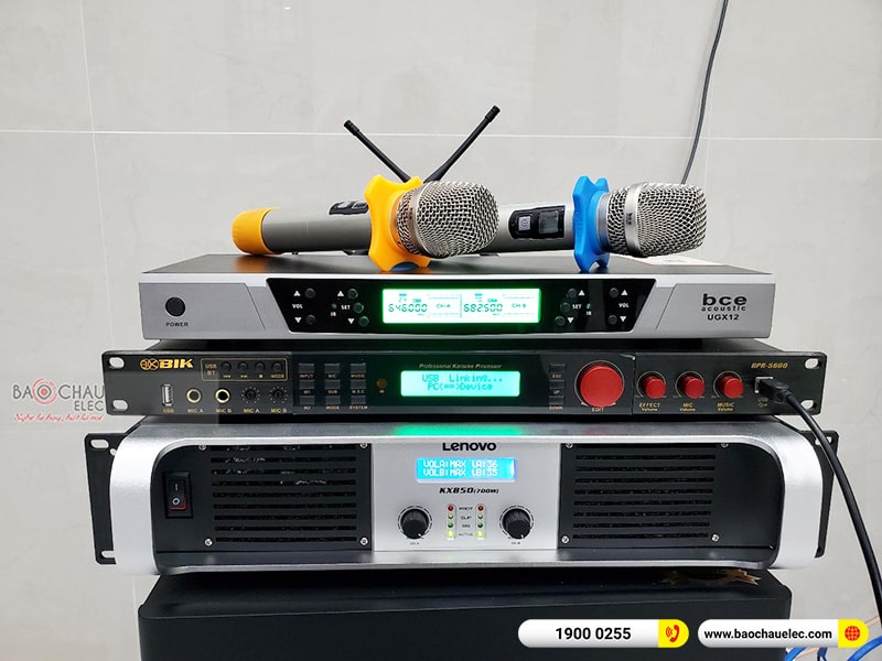 Dàn karaoke gia đình anh Văn