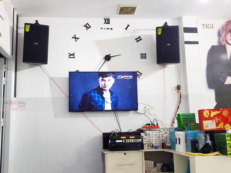 Dàn karaoke gia đình anh Tuấn h4