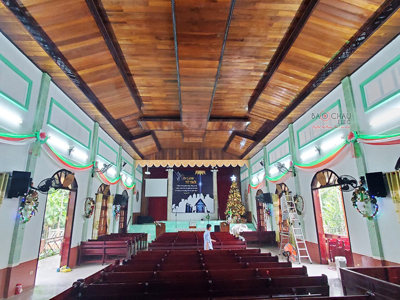 Hệ thống âm thanh nhà thờ h9