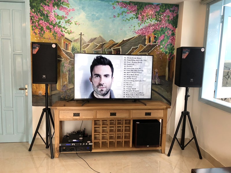 Dàn karaoke gia đình anh Thành ở Hội An h5