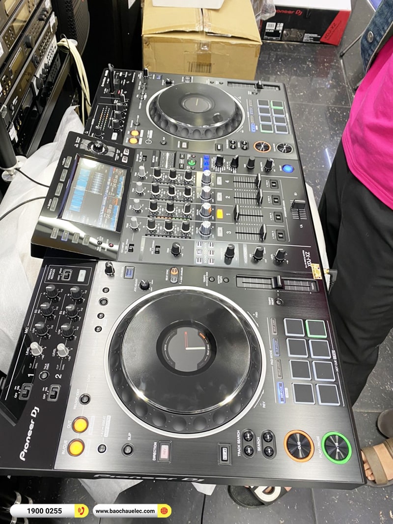 Bàn giao Bàn DJ Pioneer XDJ-XZ gần 68tr cho anh Việt tại Đà Nẵng