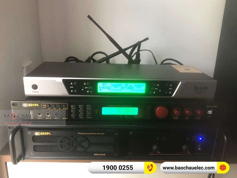 Dàn karaoke gia đình anh Nam